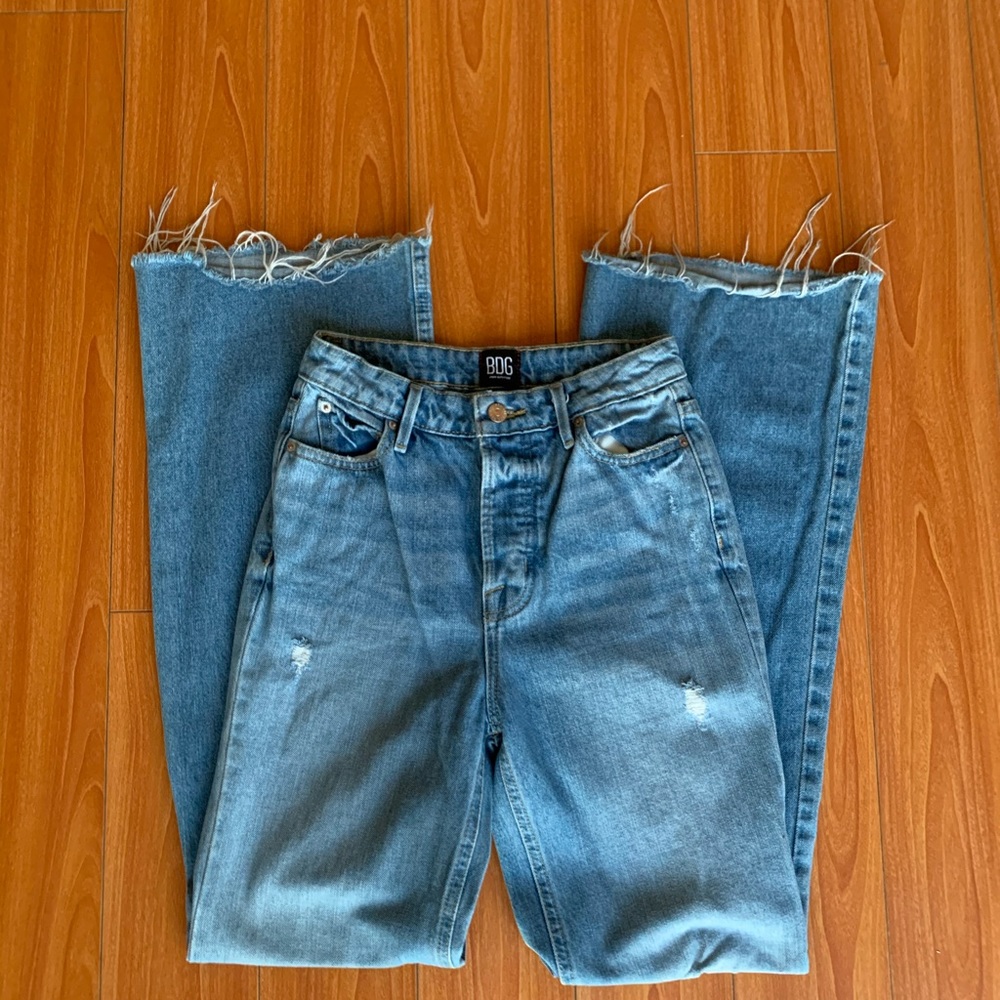 BDG FLARE JEANS (URBAN OUTFITTERS)